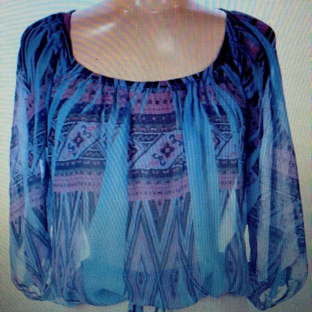 Pretty Good 3/4 sleeve blouse size M blue